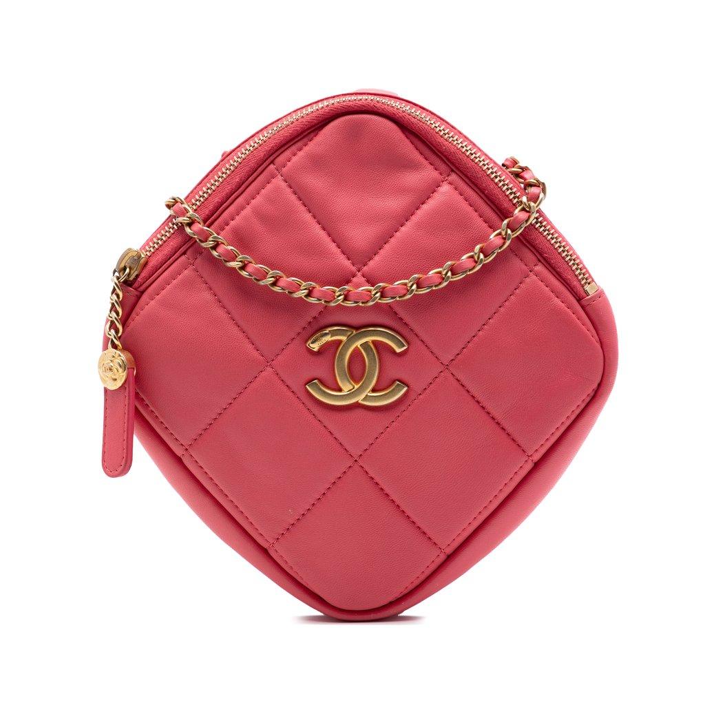 Chanel CC Quilted Lambskin Diamond Clutch with Chain