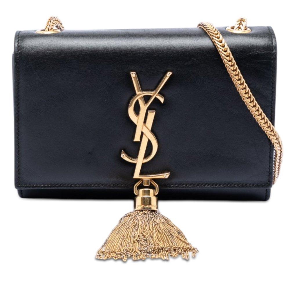 Saint Laurent حقيبة كروس صغيرة من الجلد مزينة بشرابة ونقشة حرف واحد