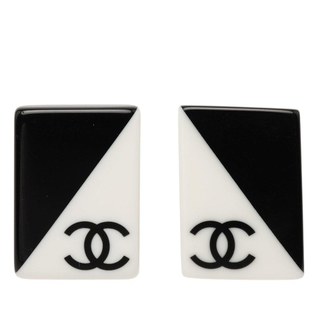 Chanel أقراط بمشبك مستطيلة من الأكريليك ثنائي اللون CC