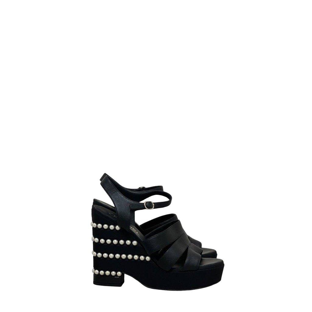 Chanel Chanel 2019 Black CC Logo Faux Pearl Platform Sandals Sz.38.5 Pre-owned