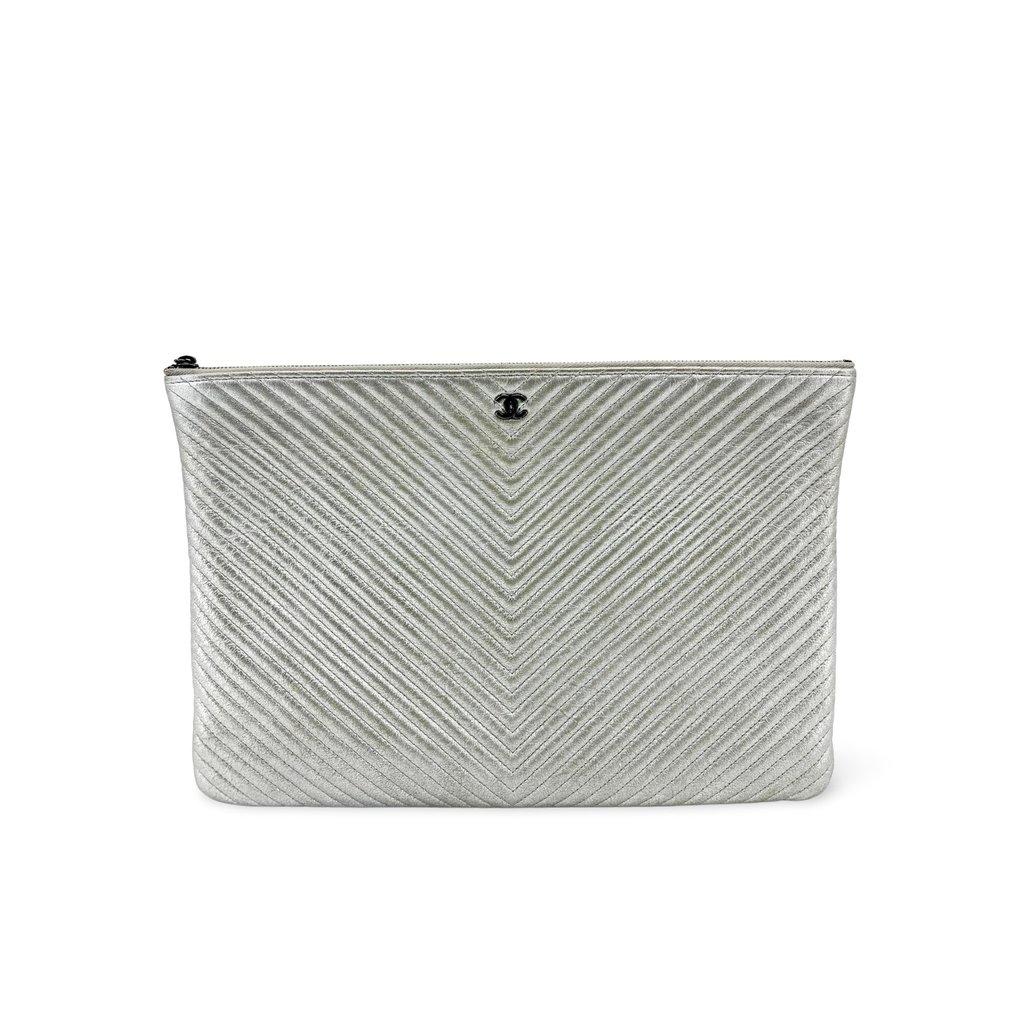 Chanel Chevron Metallic Large O-Case Silver