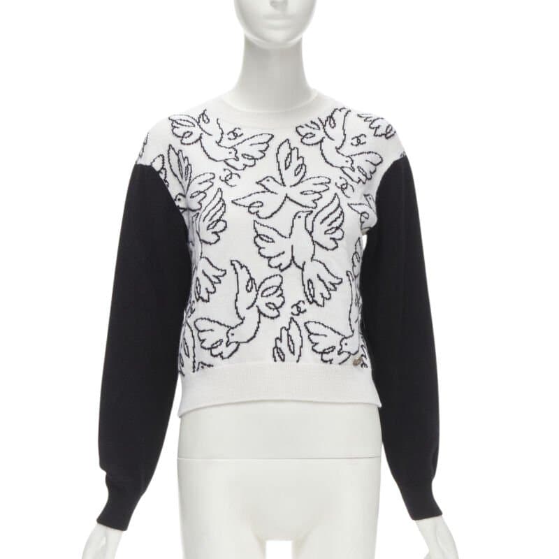 Chanel Dove CC Pullover