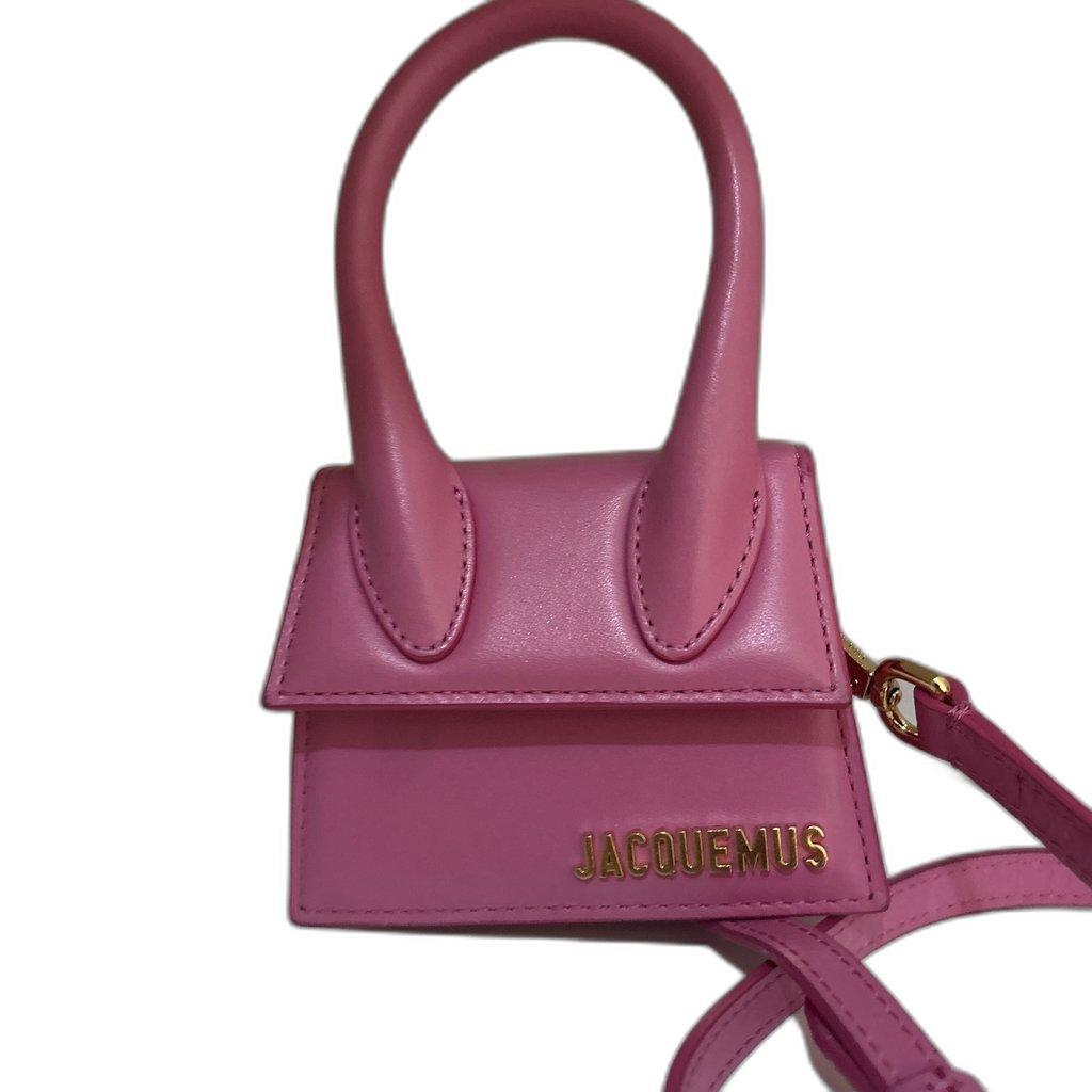 Jacquemus لي تشيكيتو