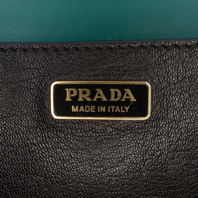 Prada Saffiano Trimmed City Calf Crystal Cahier Crossbody Green Leather Very good condition - Box View