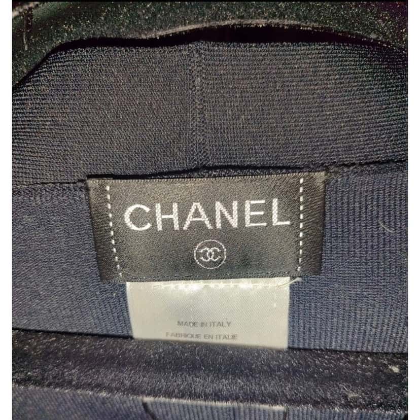 Chanel NWOT Chanel Black V-Neck Cardigan | Never Worn Sz.42/XL Pre-owned Black Never worn - Box View