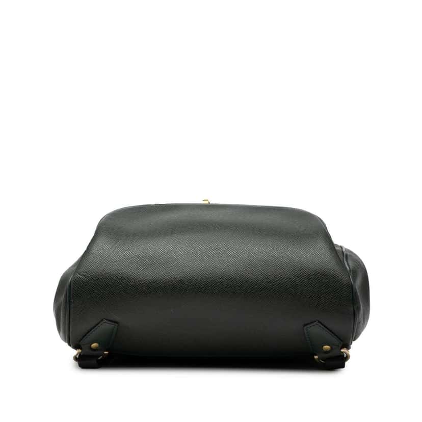 Louis Vuitton Taiga Cassiar Green Leather Good condition - Inside View