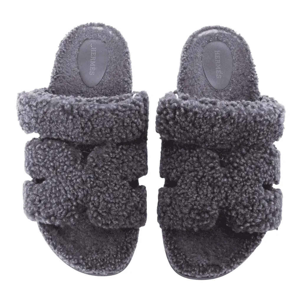 Hermès Chypre Grey Fur Good - Front View