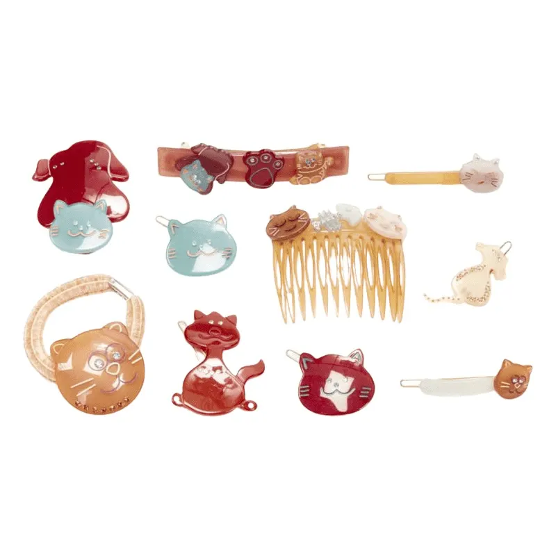 Unsigned Crystal Hair Comb Red Plastic Never worn - Front View