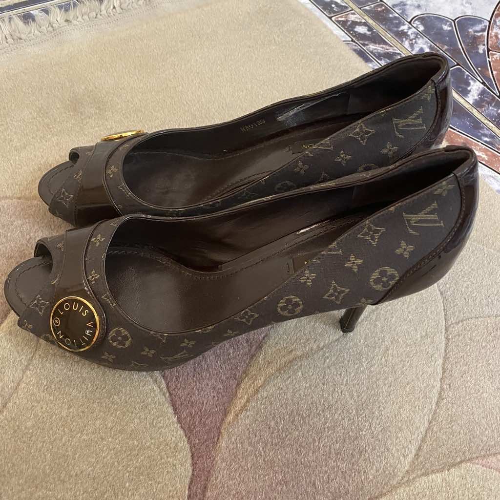 Louis Vuitton Judy Peep Toe Pumps - Image 6