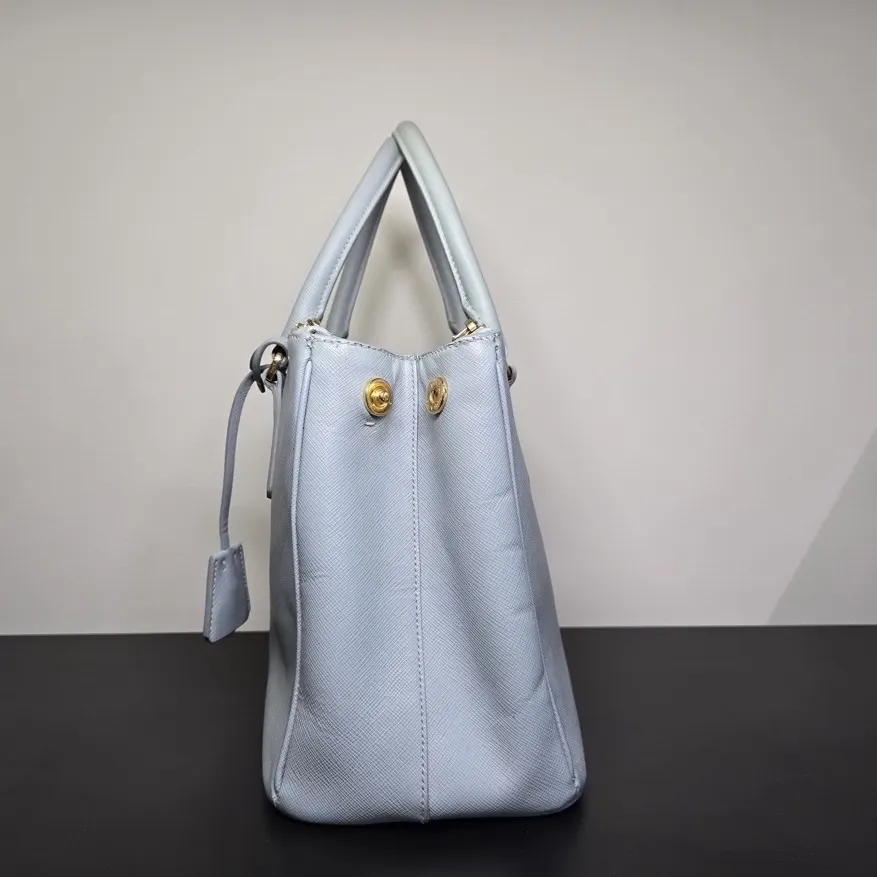 Prada Galleria Grey Leather Good - Model View