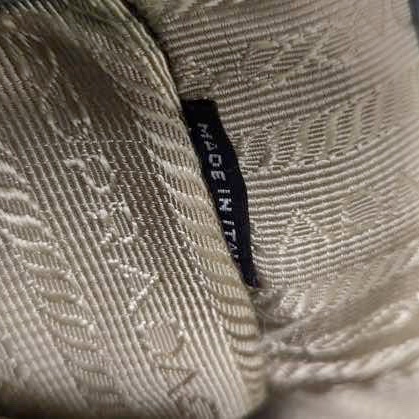 Prada Galleria - Detail 2