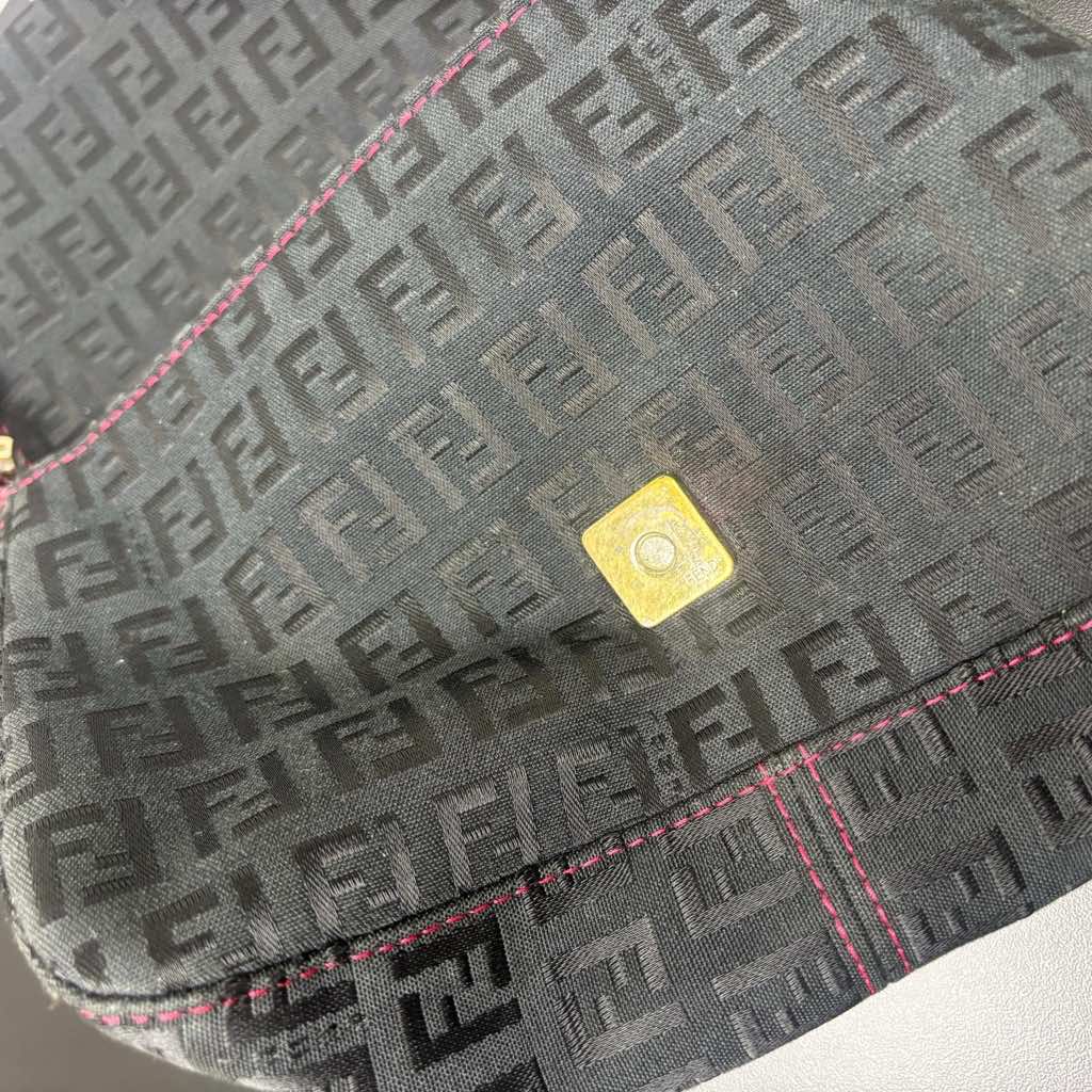 Fendi Baguette - Image 10