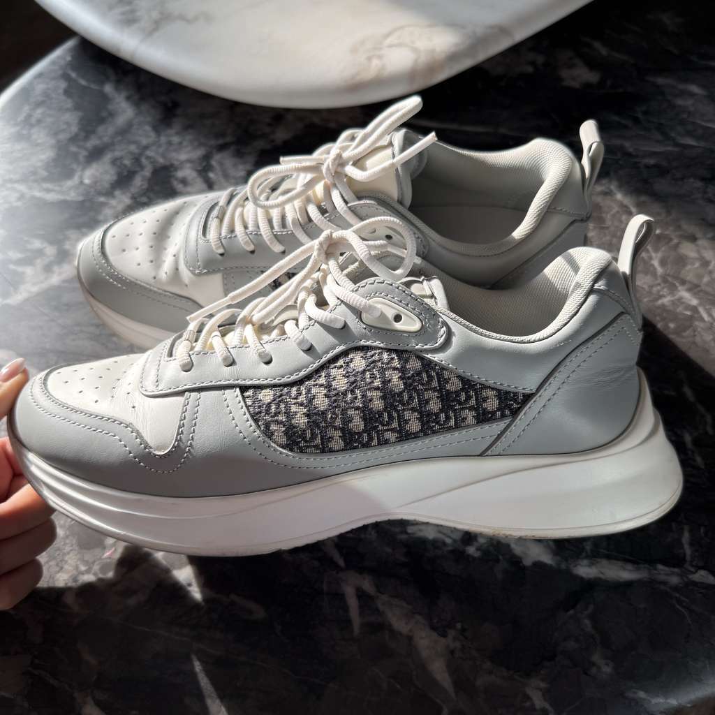 Dior B25 Trainers - Back view