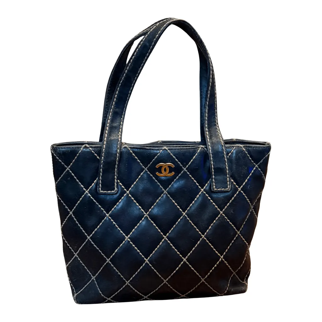 Chanel Small Tote Bag Black Leather Good - Front View