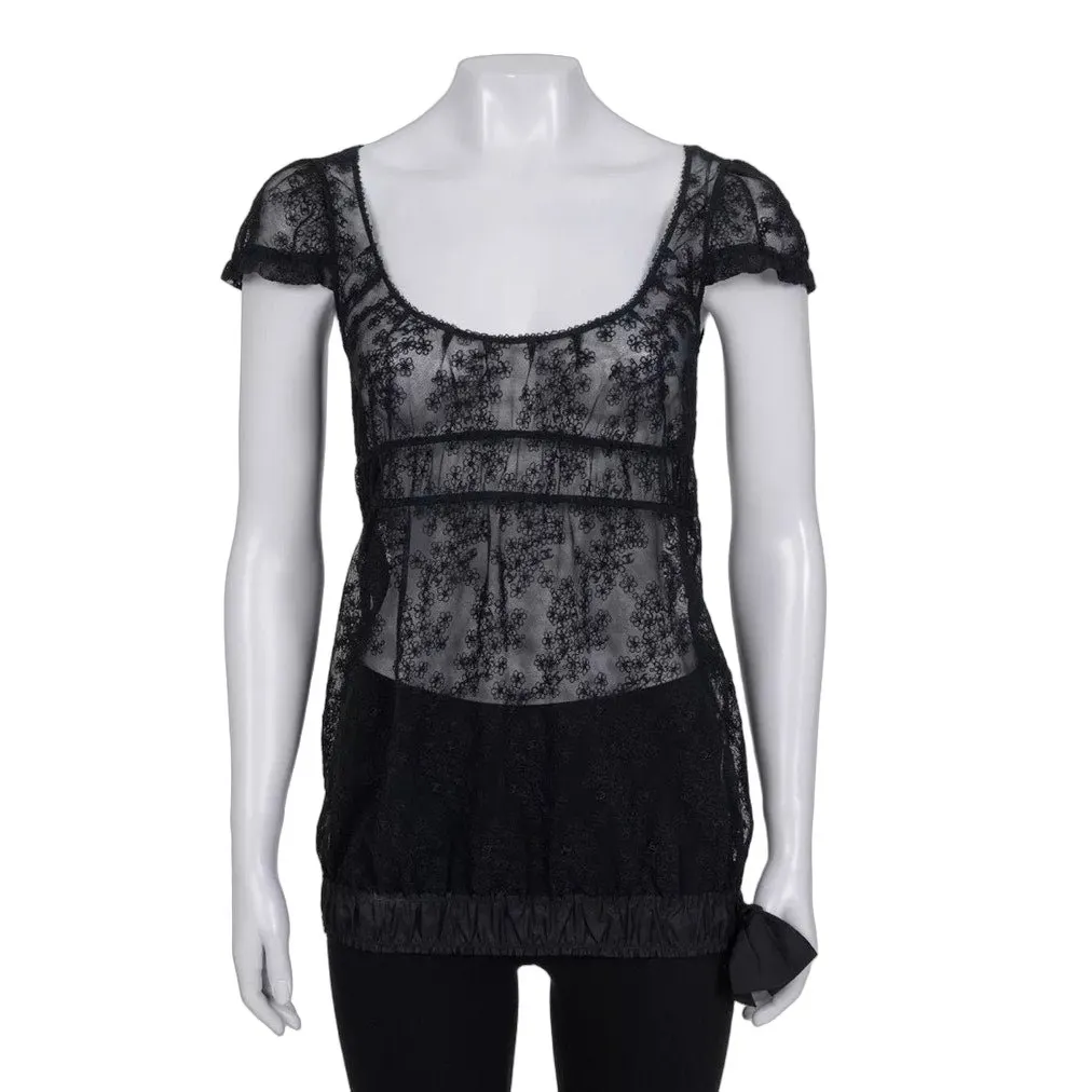 Chanel Elegant Black Lace Top with Bow - Size S / FR36 Pre-owned Black Lace Good - Front View