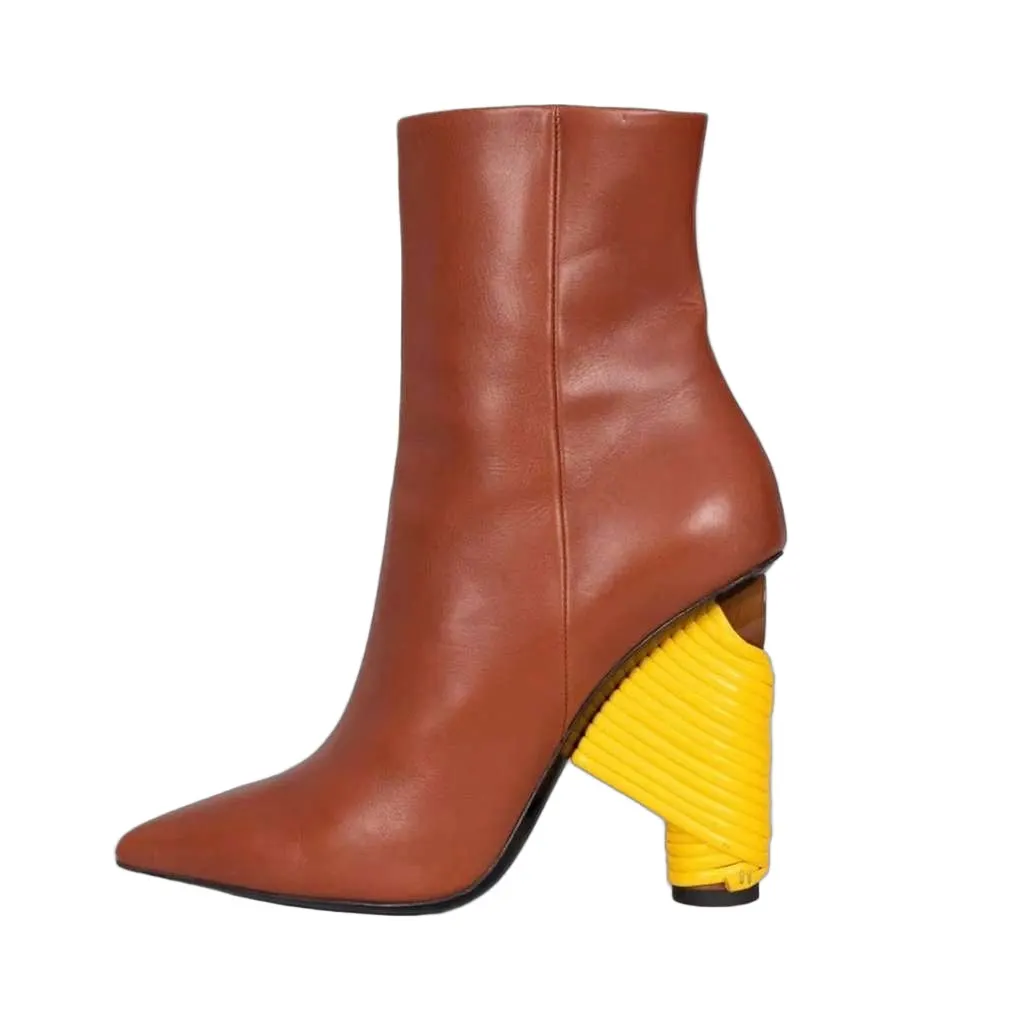 Balenciaga Pointed Toe Ankle Boots Brown Leather Very good - Front View