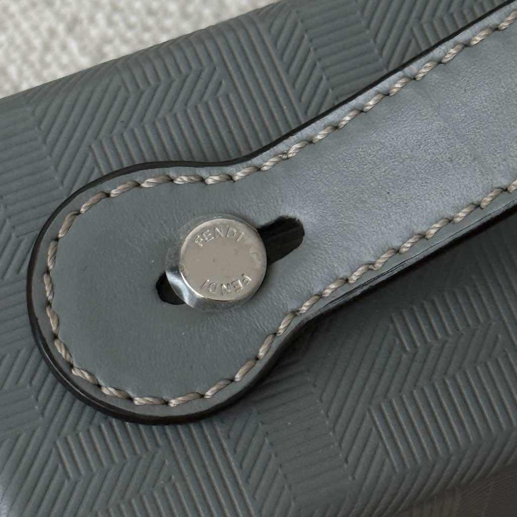 Fendi Baguette Trunk - Detail 1