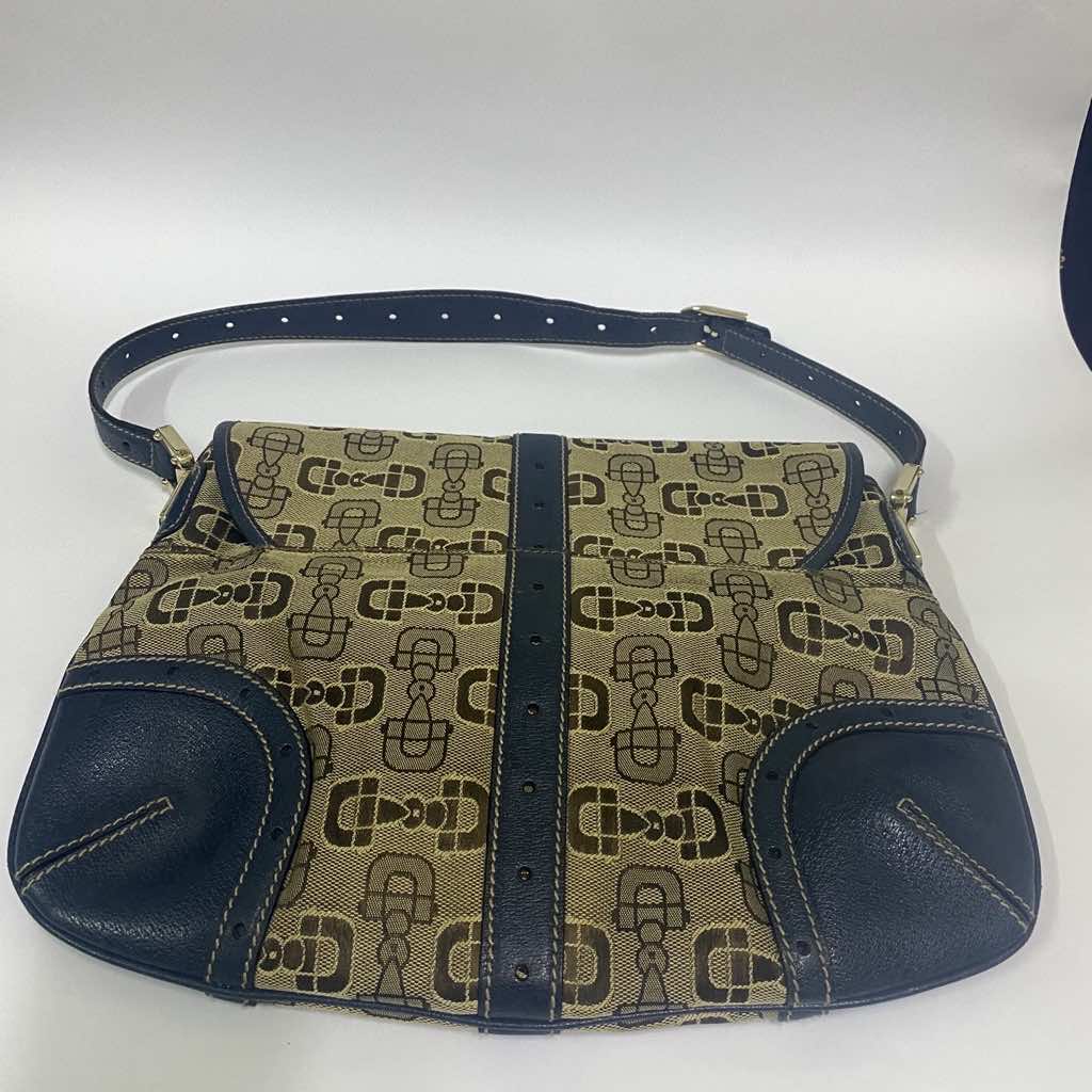 Gucci Horsebit - Side view