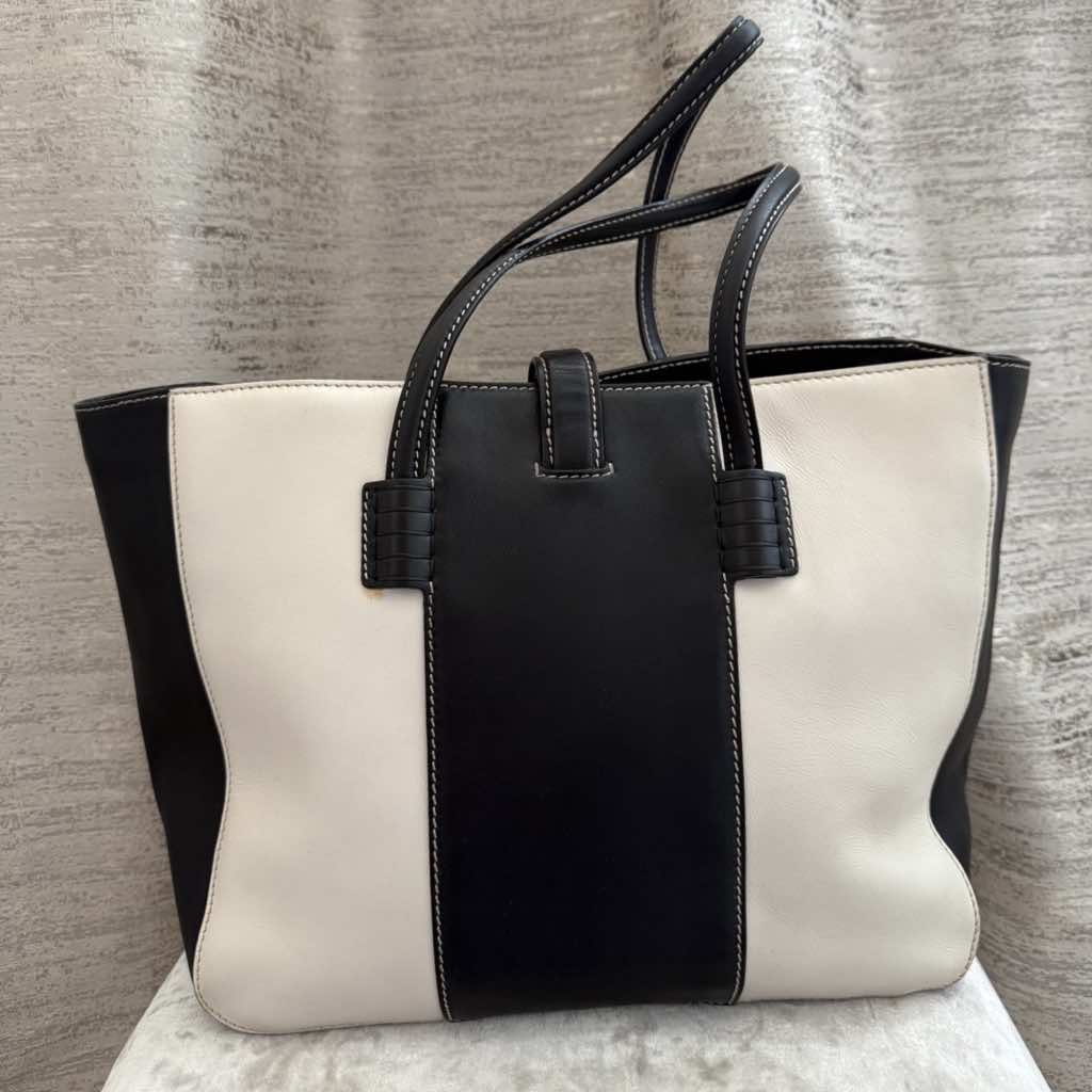 Tod's Leather Tote Bag - 2