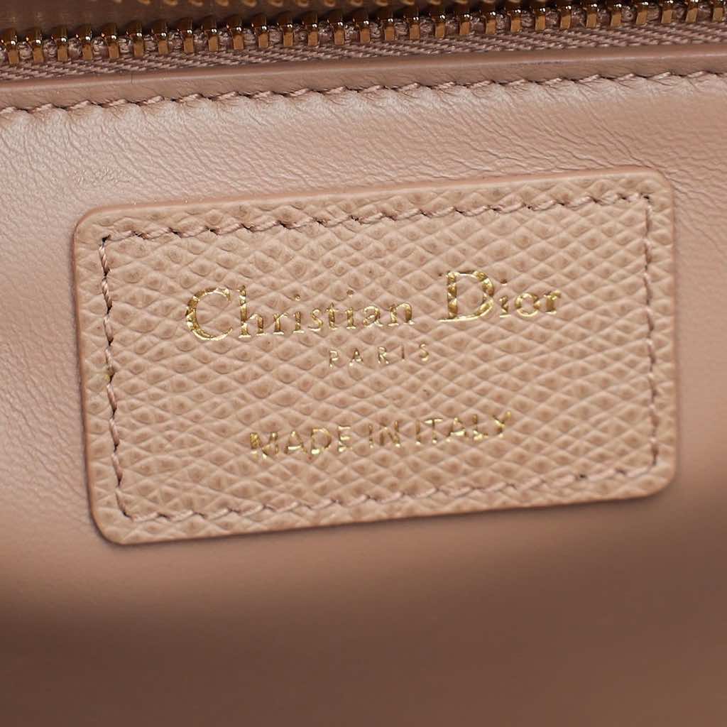 Christian Dior Montaigne 30 - Image 10