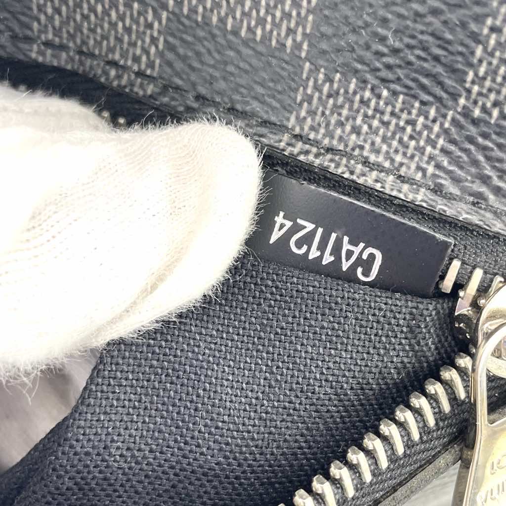 Louis Vuitton Damier graffiti body bag - Image 12