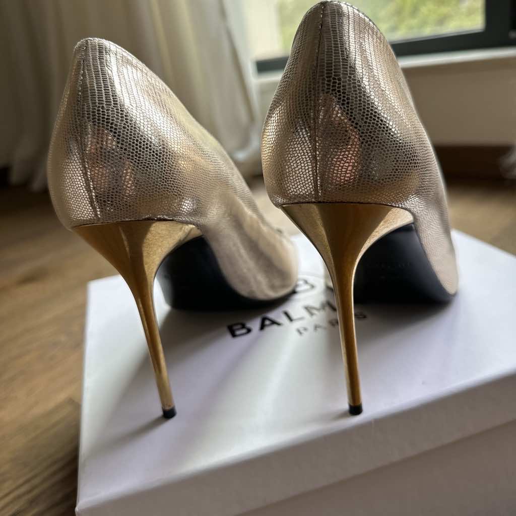 Balmain Lamb Leather PUMPS - Back view