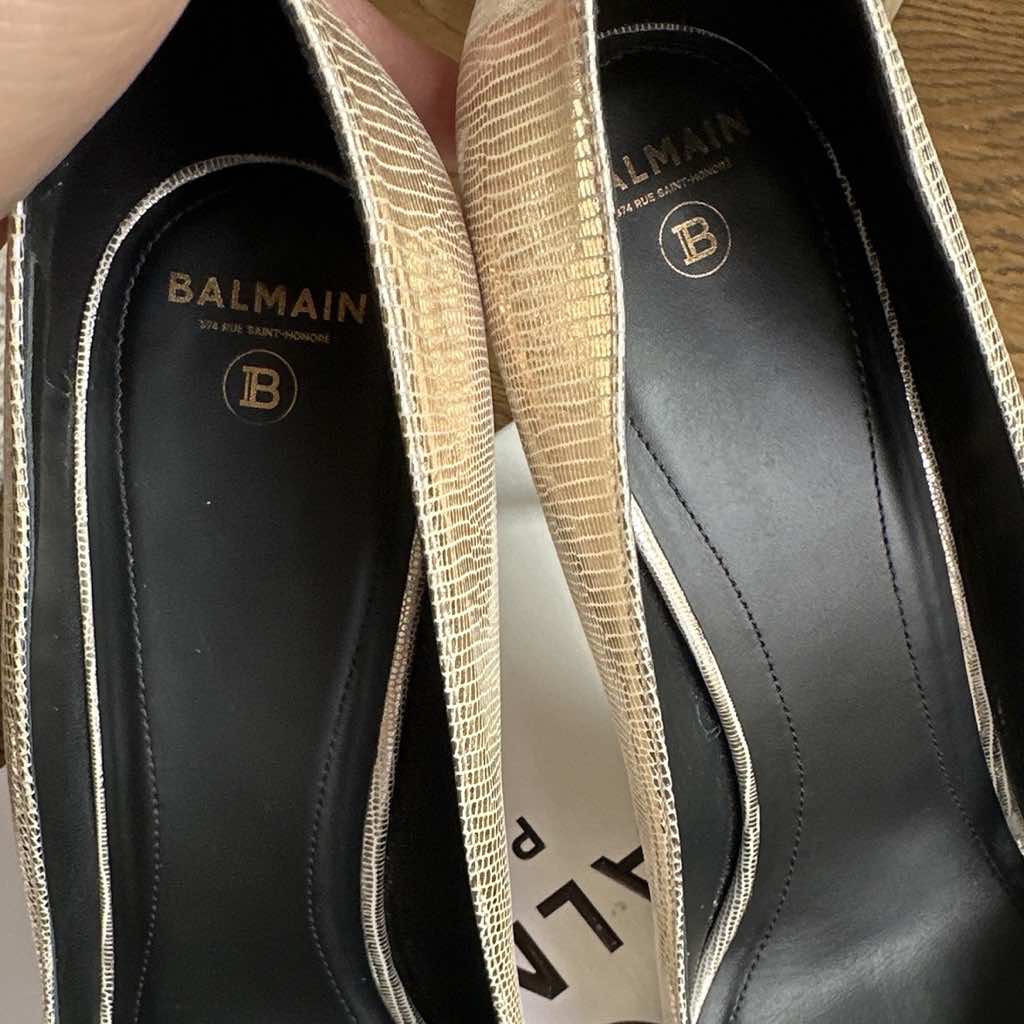 Balmain Lamb Leather PUMPS - Side view