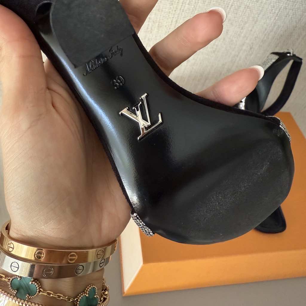 Louis Vuitton Embelished sandals - Side view