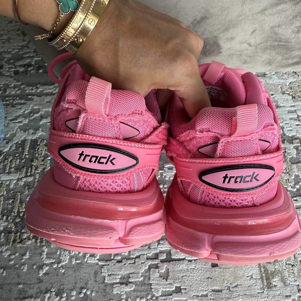 Balenciaga Track - Side view