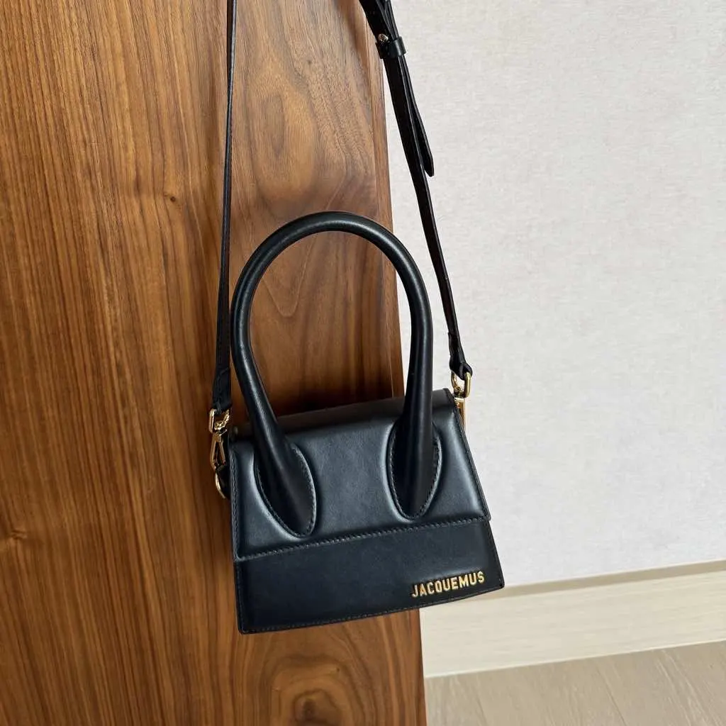 Jacquemus Chiquito Black Leather Gold Very good - Back View