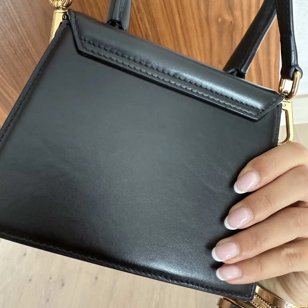 Jacquemus Chiquito Black Leather Gold Very good - Box View