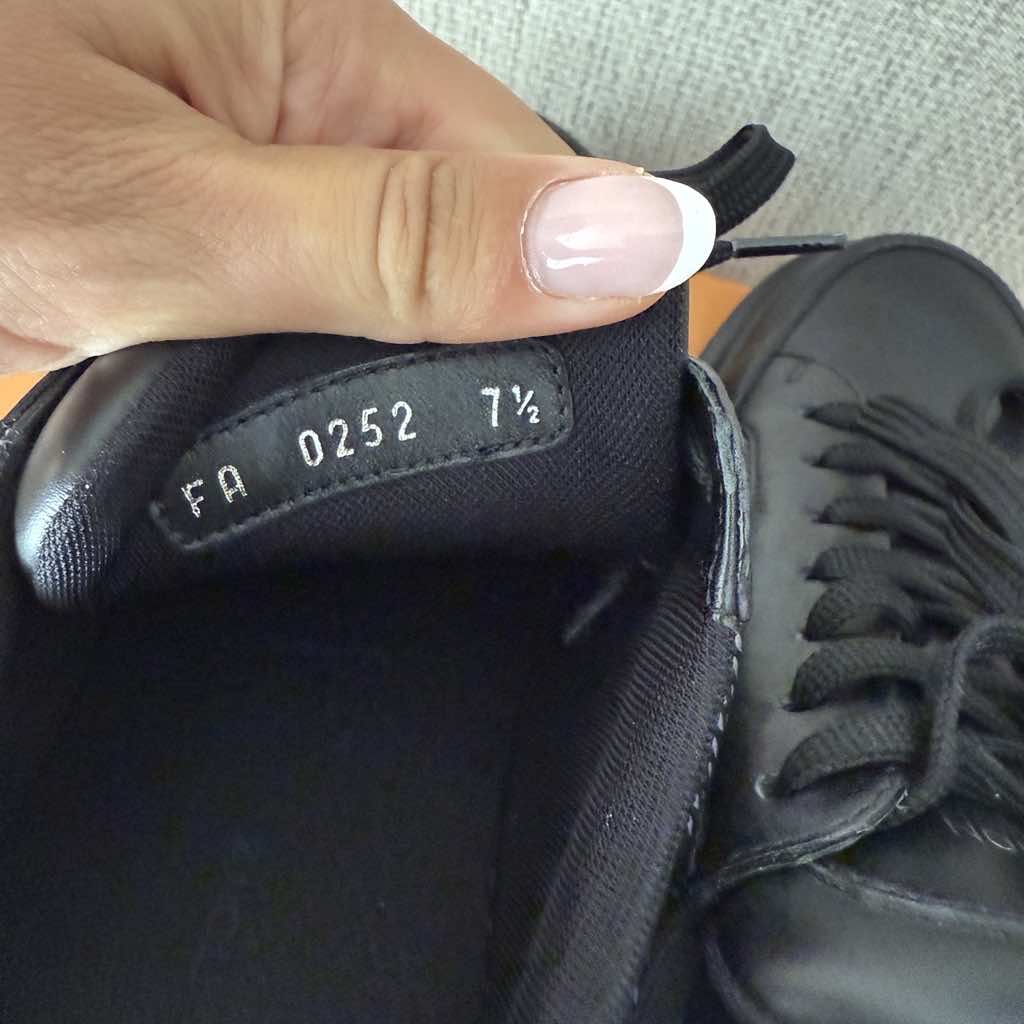 Louis Vuitton LV Trainers - Detail 1