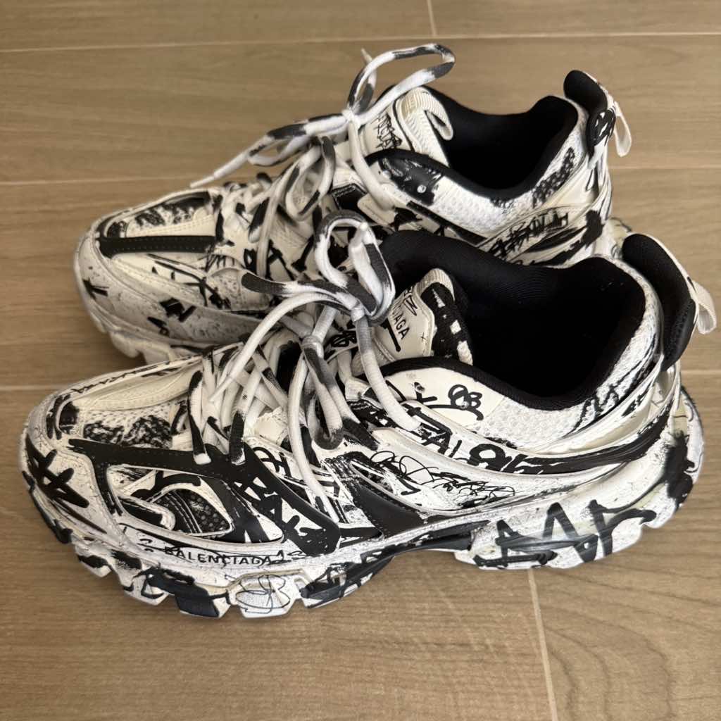 Balenciaga Track - Back view