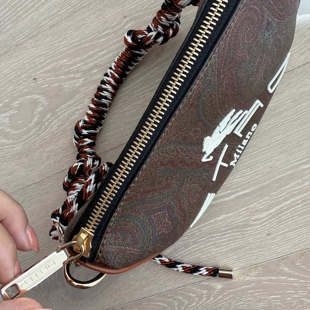 Etro Paisly Print Logo - 4