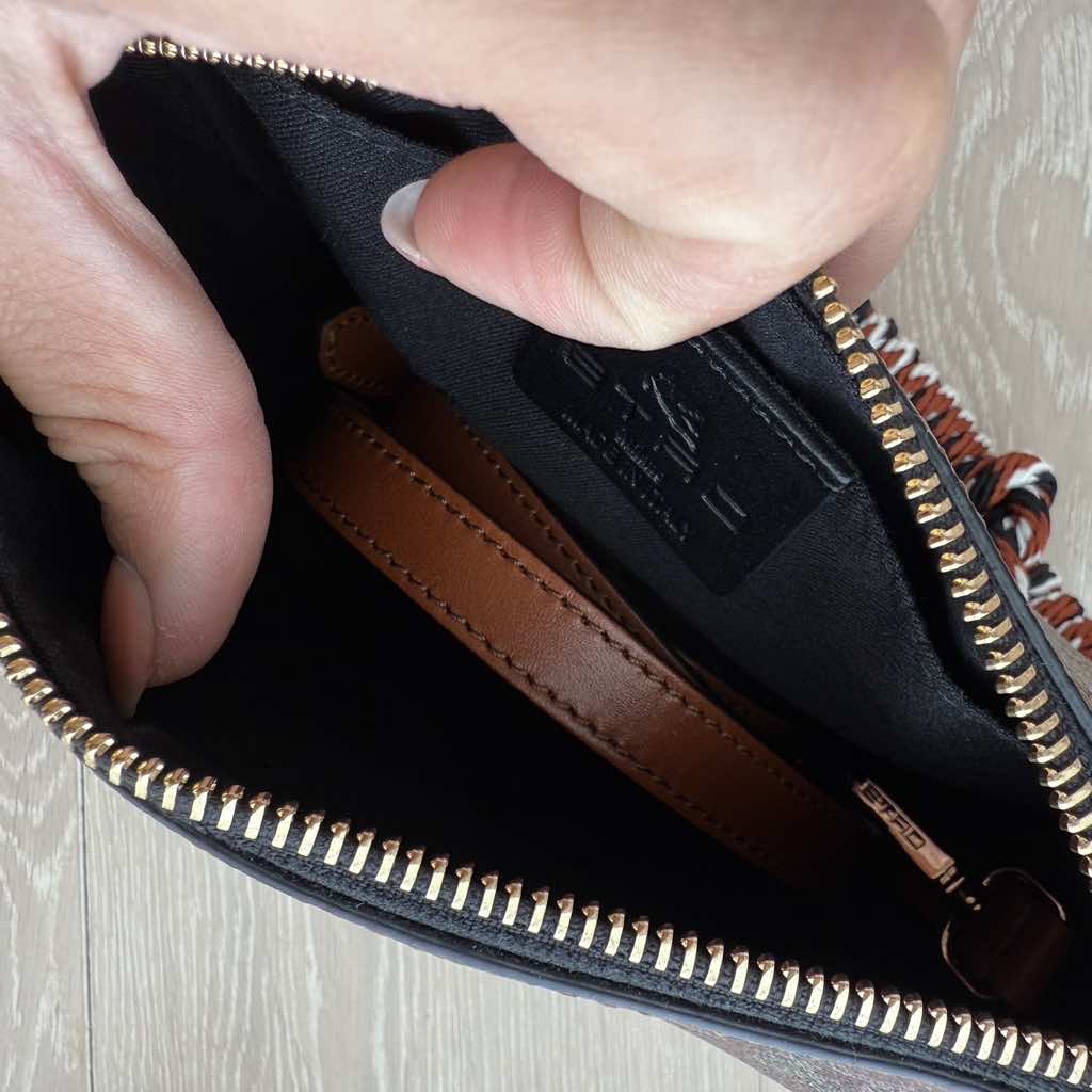 Etro Paisly Print Logo - Side view