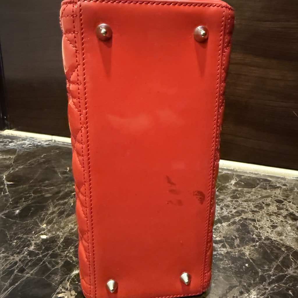 Dior Lady Dior - Side view