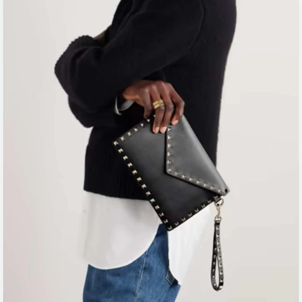 Valentino Rockstud Clutch Black Leather Gold Very good - Model View