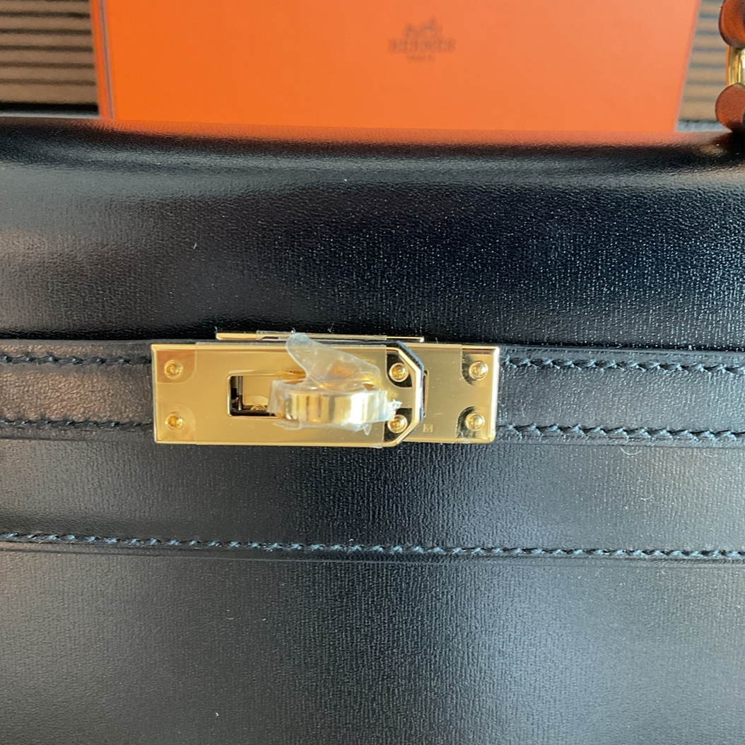 Hermès Kelly 25 Gold hardware - Image 6