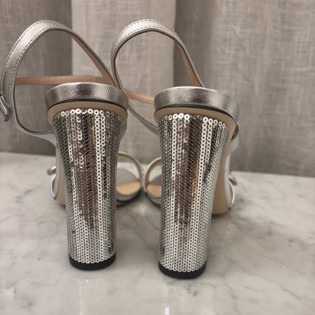 Gucci Double G - Side view