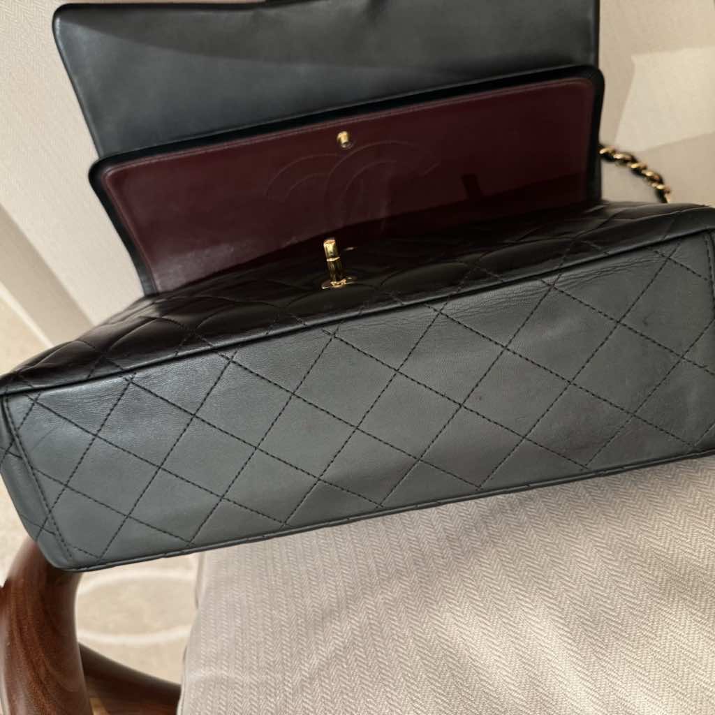 Chanel Maxi Classic Double Flap - Image 6
