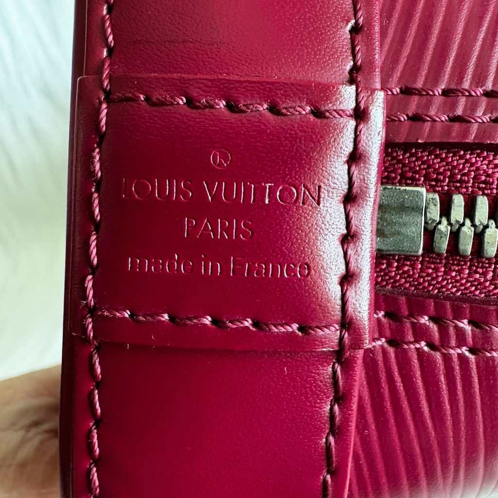 Louis Vuitton Fuschia Epi Alma BB - Detail 1