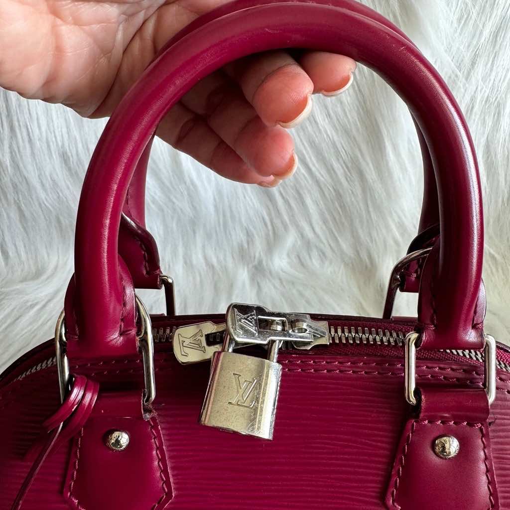 Louis Vuitton Fuschia Epi Alma BB - Image 10