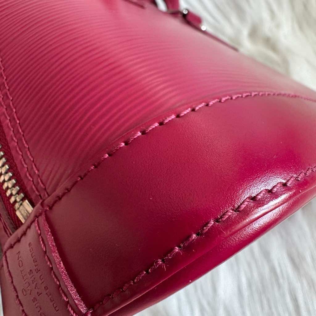 Louis Vuitton Fuschia Epi Alma BB - Image 12