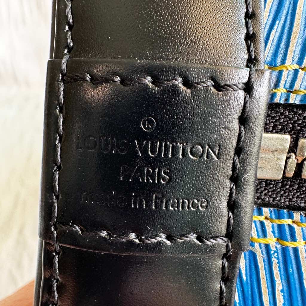 Louis Vuitton Blue Epi Alma BB - Detail 2