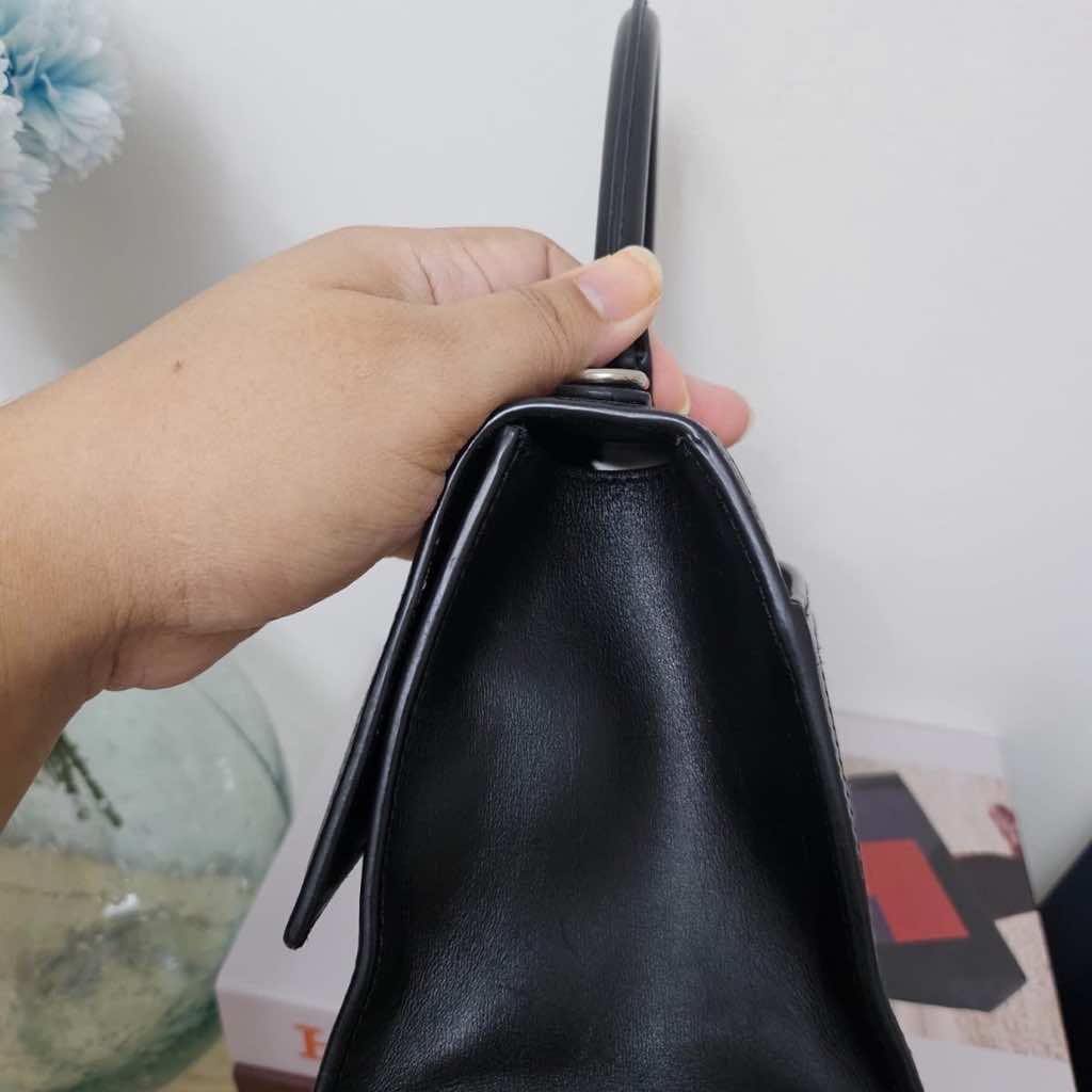 Gucci x Balenciaga Hacker Hourglass - 4