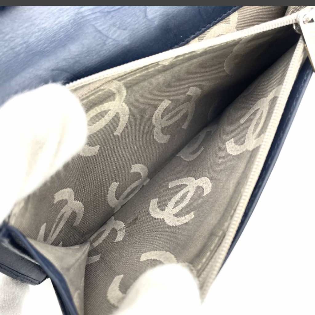 Chanel Cambonline Navy wallet - Image 10