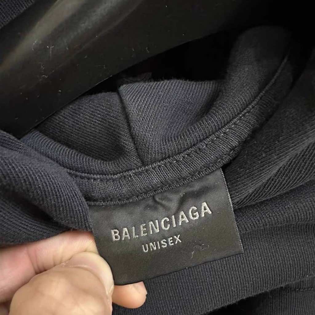 Balenciaga Logo Hoodie - Image 6