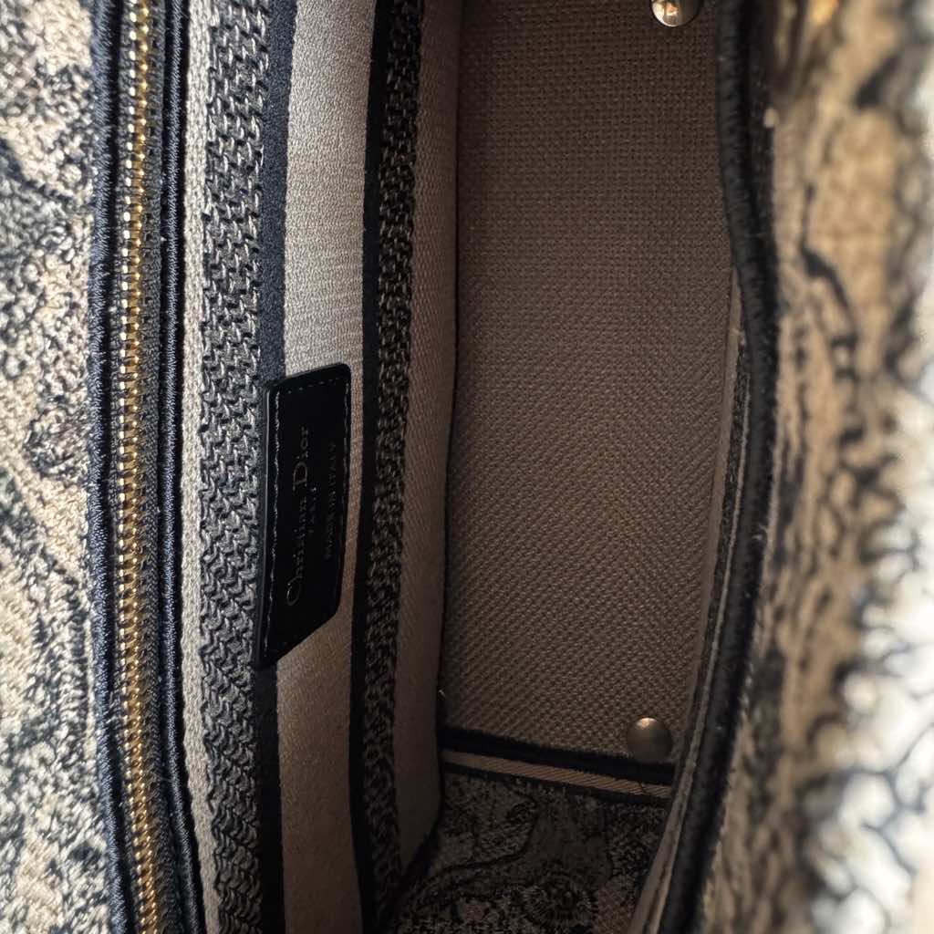 Christian Dior Lady D-Lite Medium - 4