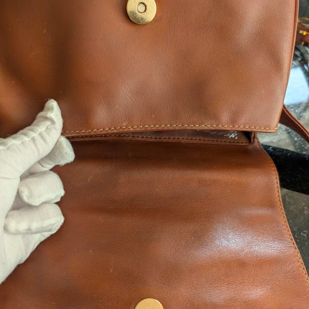 Gucci Vintage Bamboo Messenger Crossbody - Side view