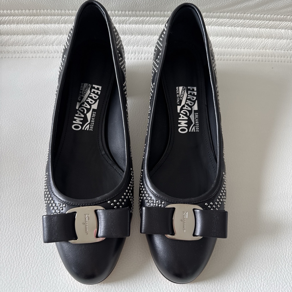 Salvatore Ferragamo Vara QS Studded Pumps - Image 6